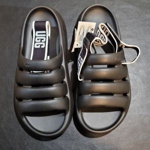 COPY - UGG Yeah Sandals